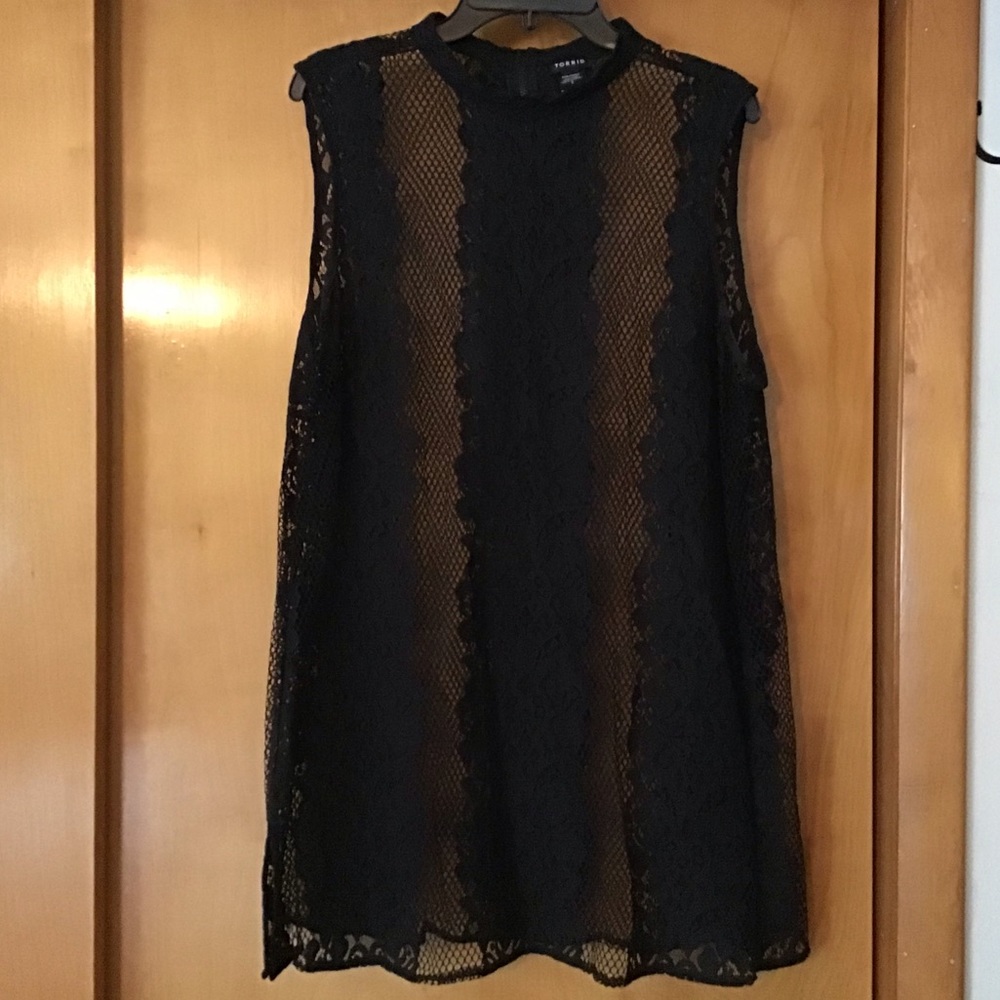 Torrid lace tank top.